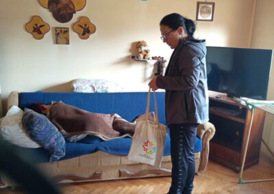 Месец солидарности са старијима