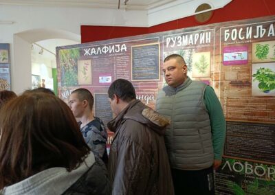 Корисници Дневног боравка у посети Народном музеју у Шапцу